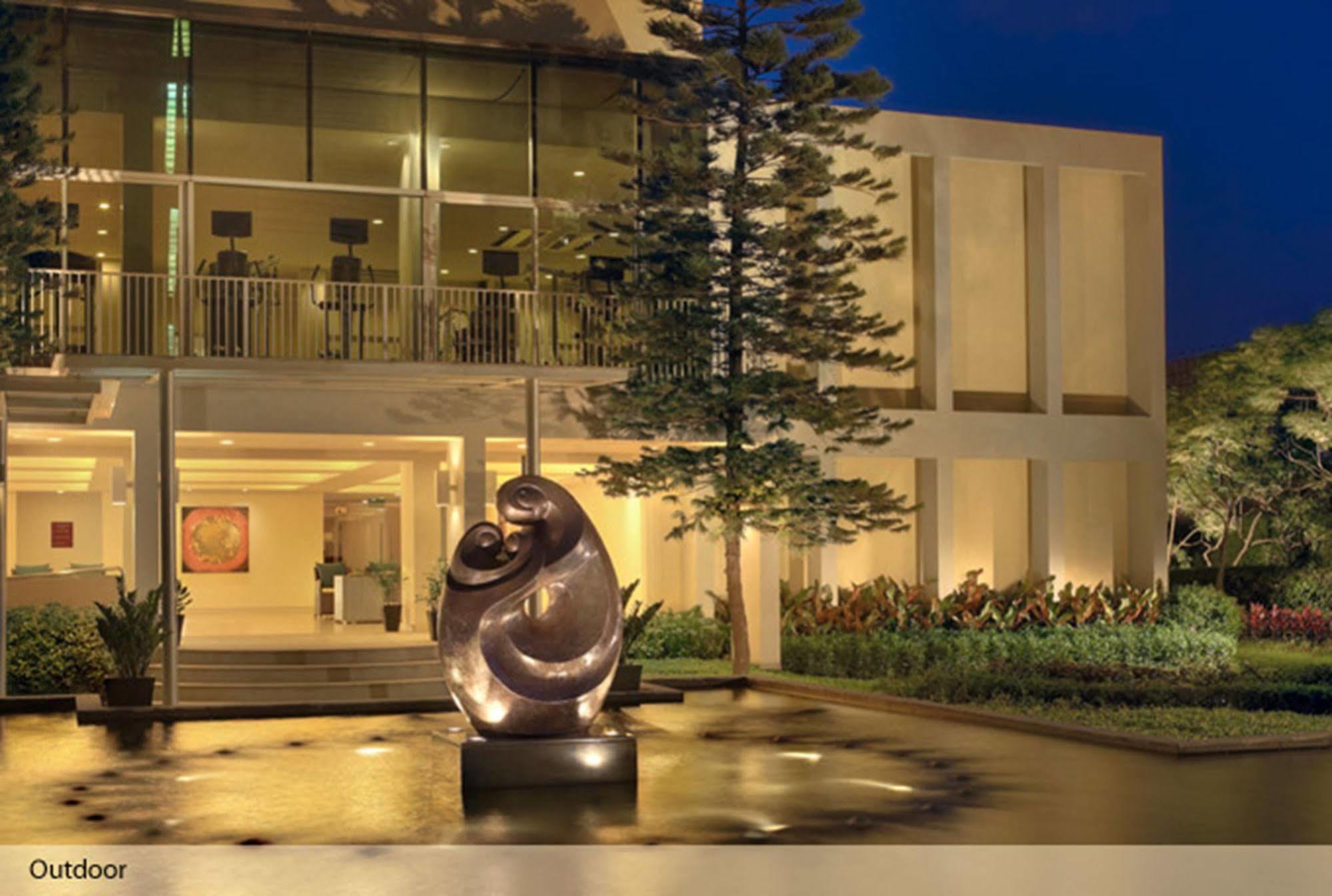 Bangna Pride Hotel & Residence Bangkok Luaran gambar